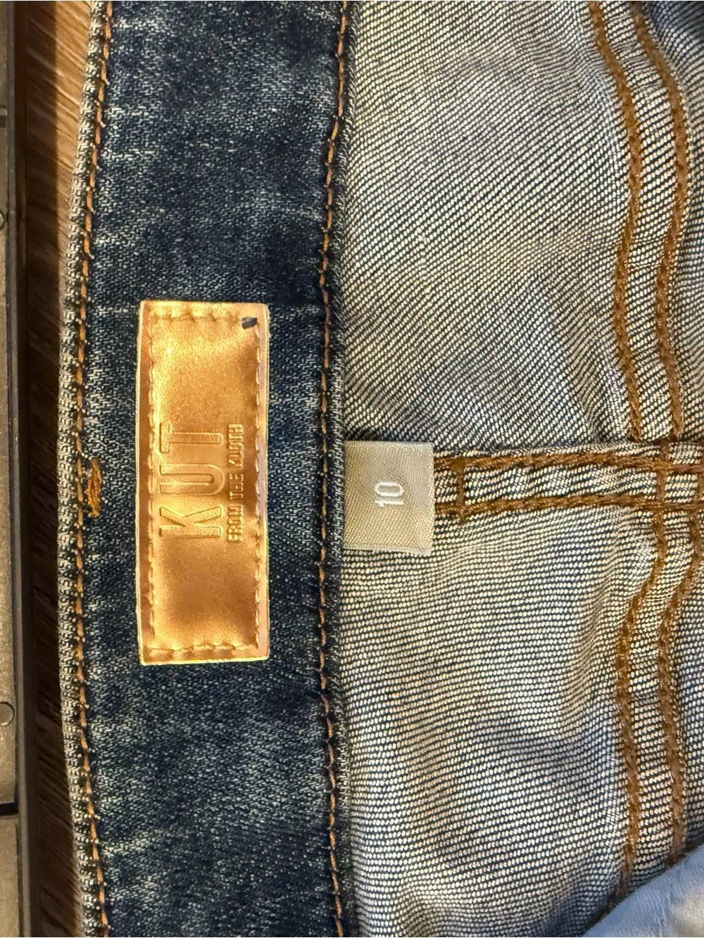 Kut from the Kloth Wide-Leg Jeans in Medium Blue Wash - Picture 6 of 8